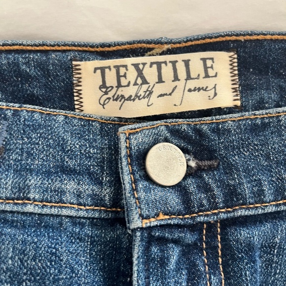 TEXTILE Elizabeth & James Dixon Denim Cutoff Short (size 27) - Picture 4 of 8